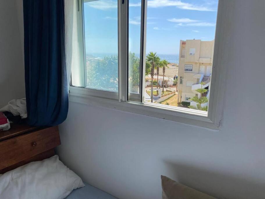 Stylish Duplex - Ocean View - Airport - Wifi - Renovated 2025 Διαμέρισμα Jibila Εξωτερικό φωτογραφία