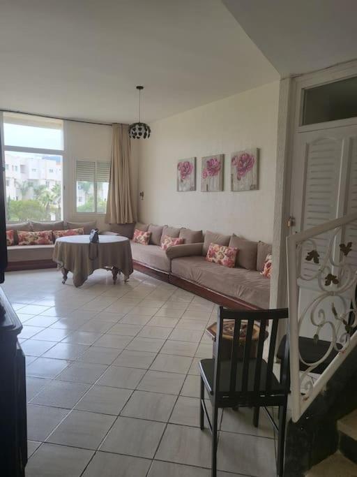 Stylish Duplex - Ocean View - Airport - Wifi - Renovated 2025 Διαμέρισμα Jibila Εξωτερικό φωτογραφία